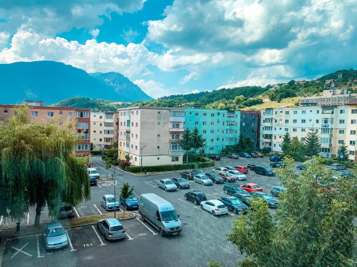 Apartament Zarnesti „Saturn” Екстериор снимка